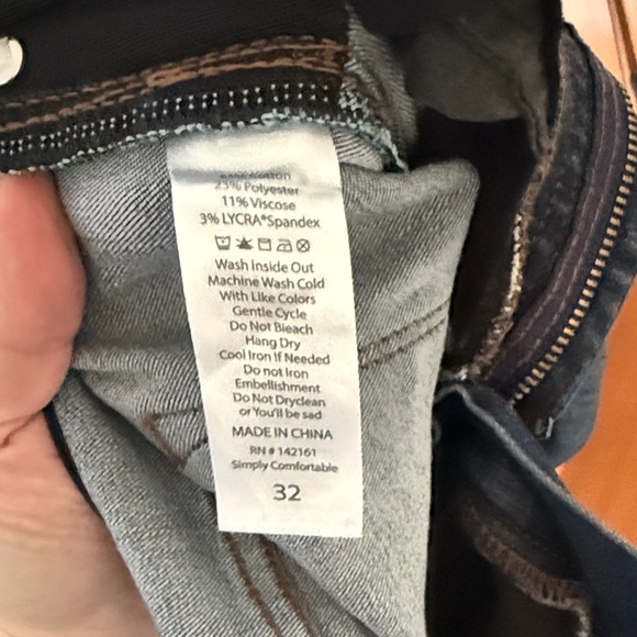 LuLaRoe Dark Blue Skinny Jeans with Distressed Details - Picture 4 of 4